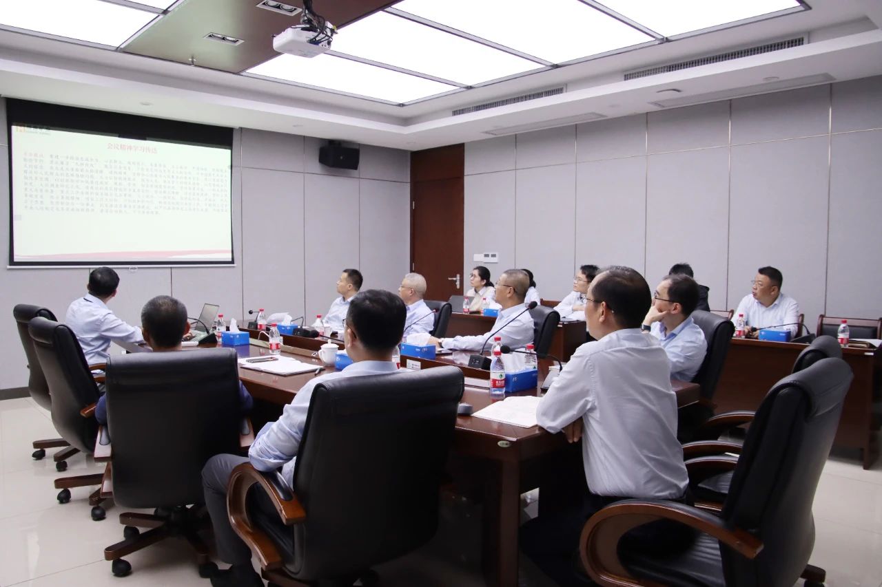 新利在线平台-新利在线官网
学习贯彻海南省委八届四次全会精神 推动高质量发展.jpg