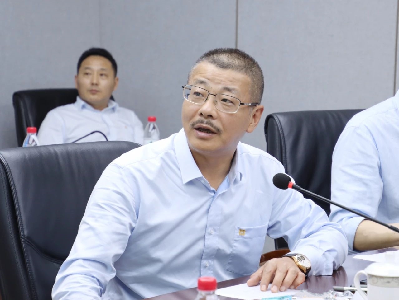 新利在线平台-新利在线官网
学习贯彻海南省委八届四次全会精神 推动高质量发展2_副本_副本.jpg