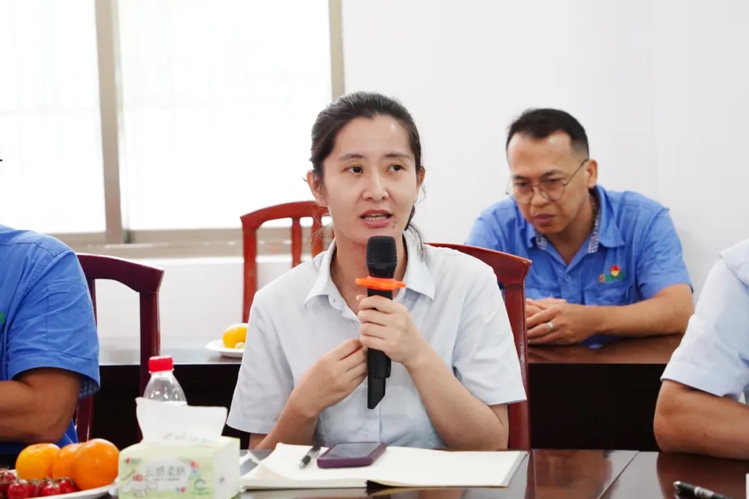 新利在线平台-新利在线官网
召开“七一”座谈会10.jpg