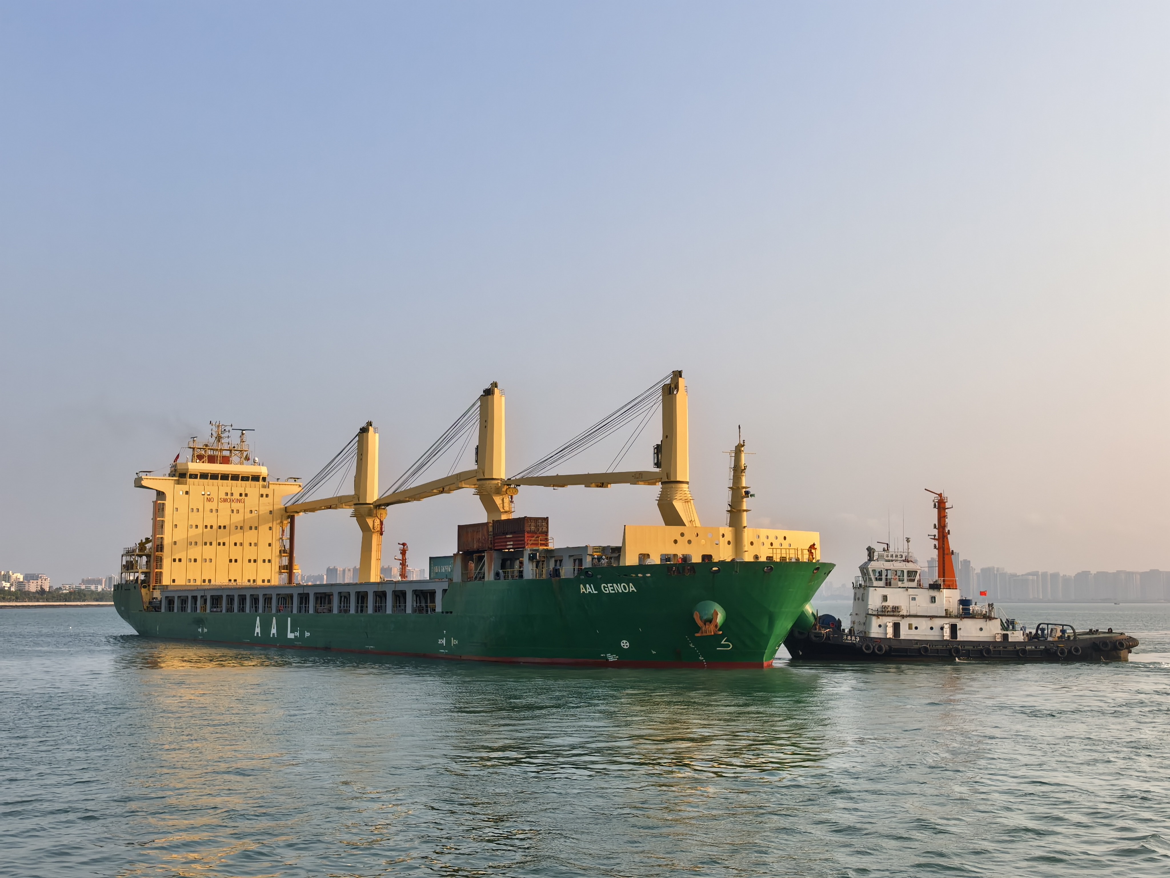 布谷尼锂矿第二批锂精矿抵琼 新利在线平台-新利在线官网
新能源产业链高效运转